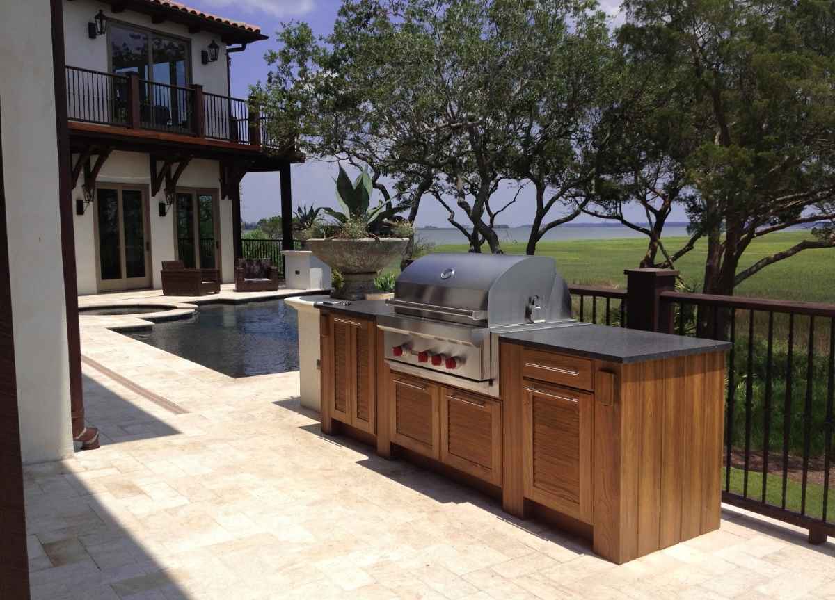 farmhouse kitchen